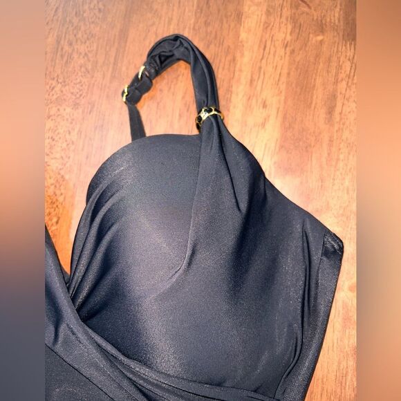 Miraclesuit Women's One Piece Swimsuit with Underwire Bra and Tummy Control - Picture 4 of 8